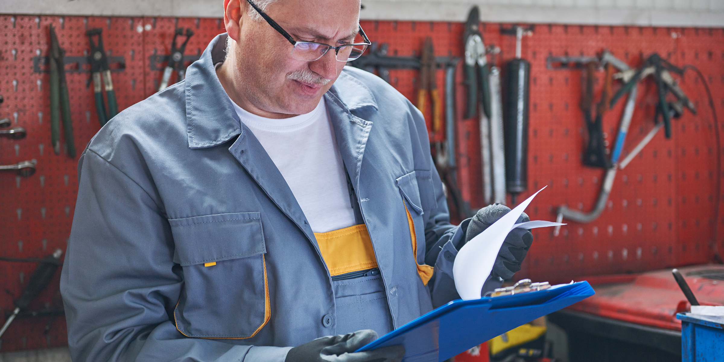 Digitizing the pre-delivery inspection workflow — case study hero.